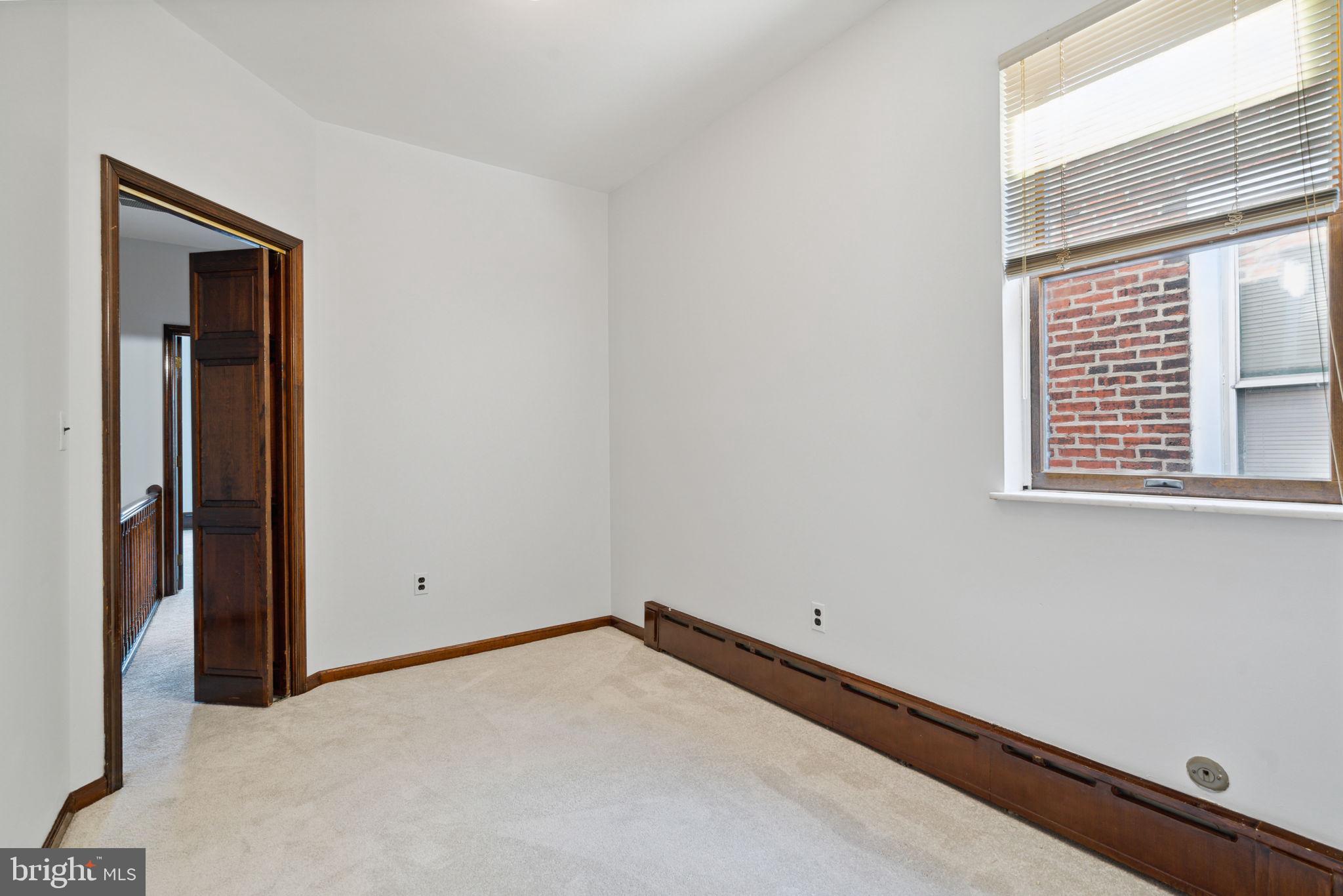 2426 South 20th Street Philadelphia, PA 19145 - Photo 22 of 31