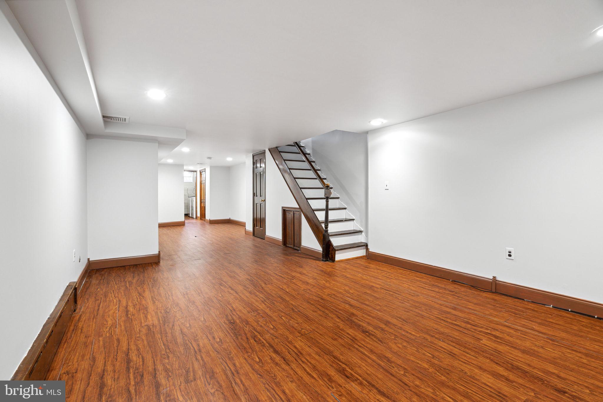 2426 South 20th Street Philadelphia, PA 19145 - Photo 24 of 31