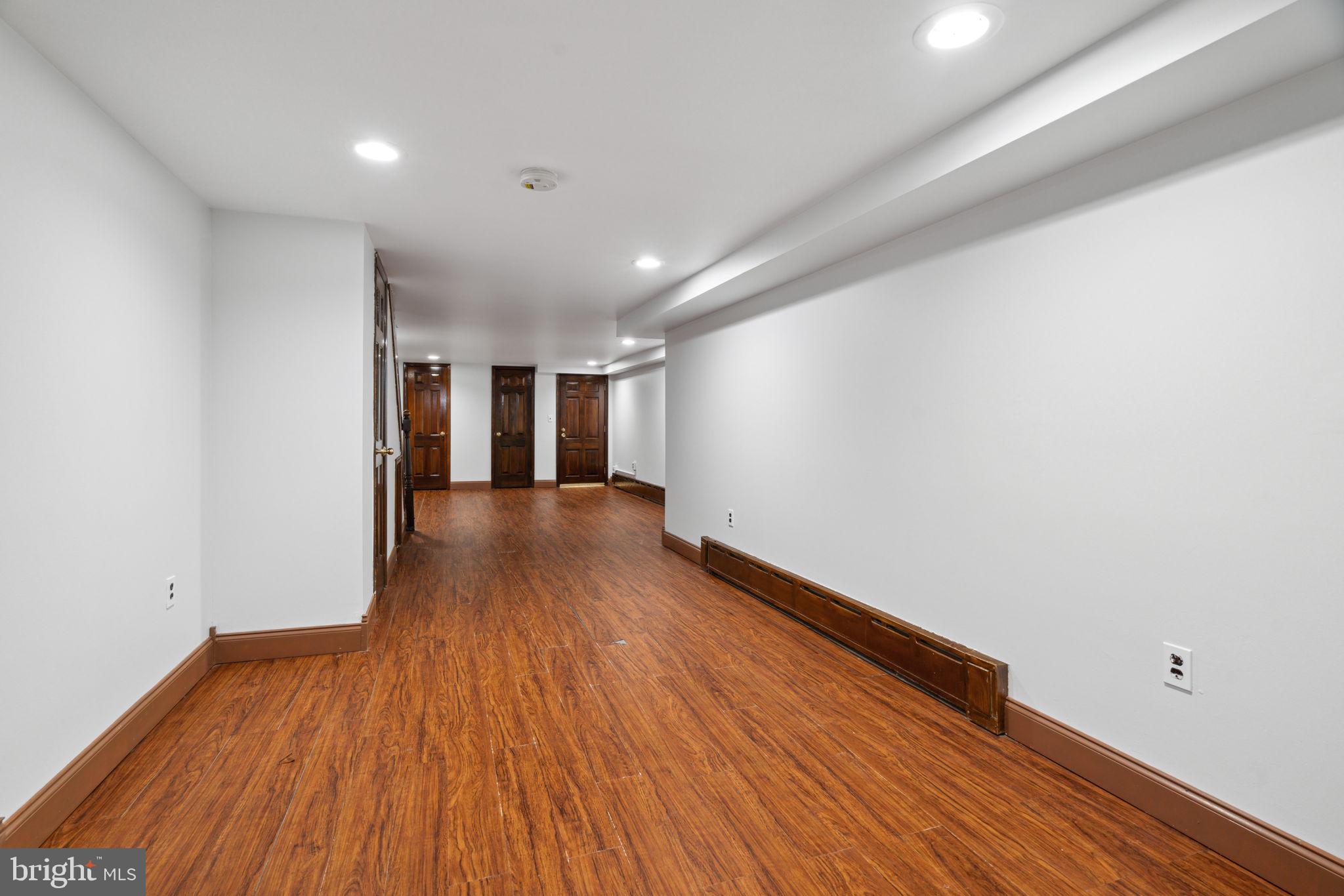 2426 South 20th Street Philadelphia, PA 19145 - Photo 26 of 31