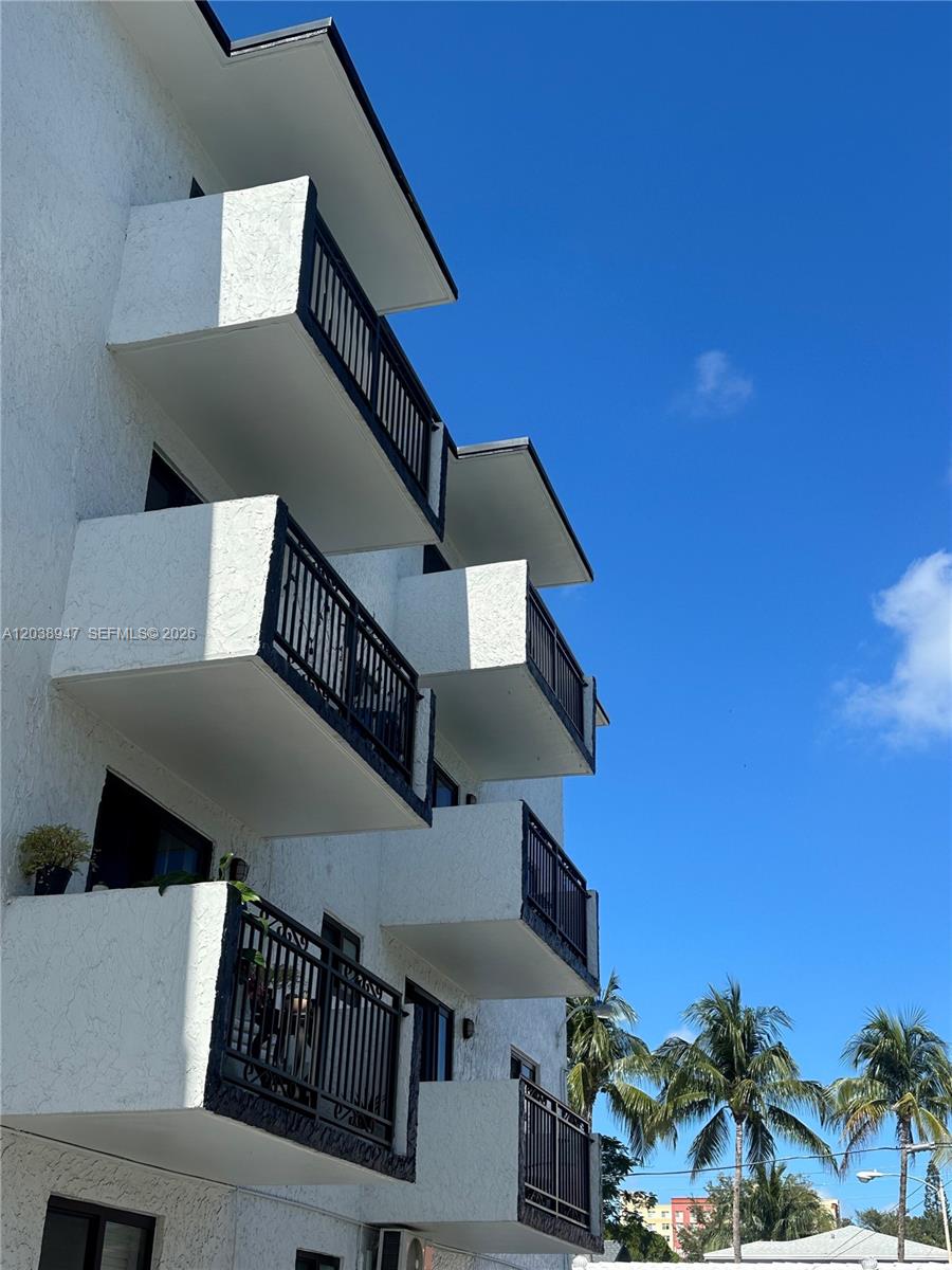 529 Southwest 4th Street, Unit 104 Miami, FL 33130 - Photo 28 of 28