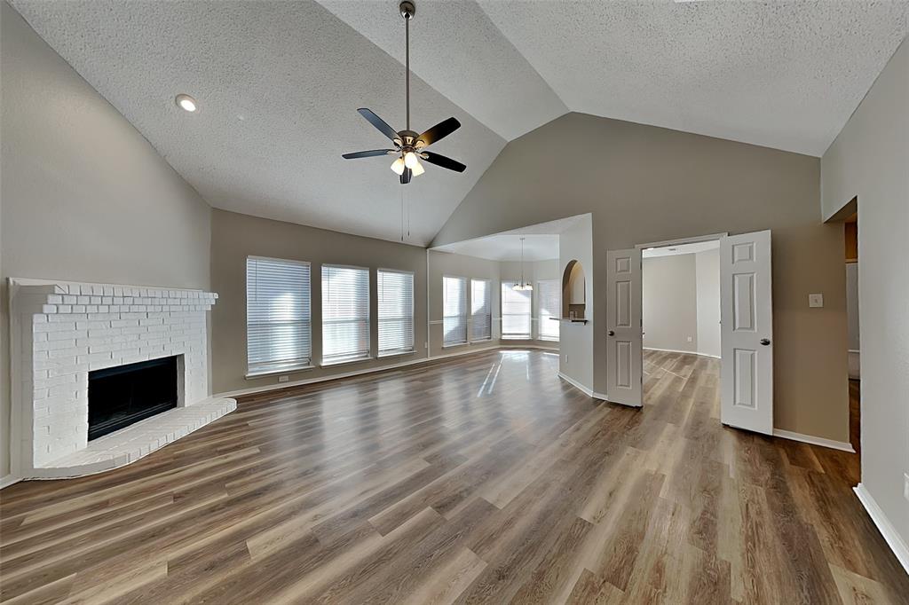 4816 Grainger Trail Fort Worth, TX 76137 - Photo 3 of 18