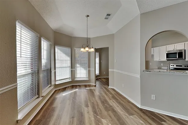 $2,175 | 4816 Grainger Trail, Fort Worth, TX 76137