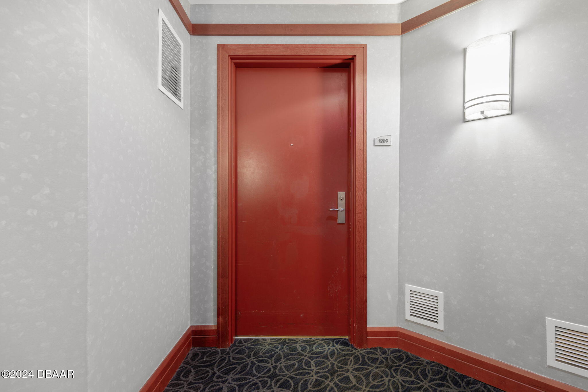 231 Riverside Drive, Unit 12091 Daytona Beach, FL 32117 - Photo 5 of 102 3-web-or-mls-231 Riverside Dr #1209-3