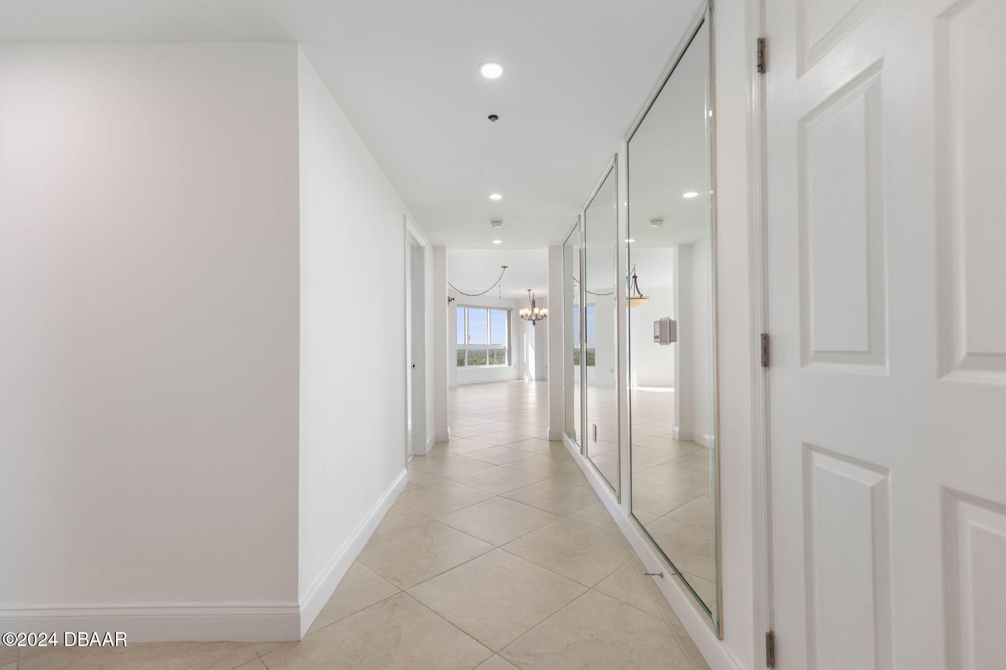 231 Riverside Drive, Unit 12091 Daytona Beach, FL 32117 - Photo 6 of 102 5-web-or-mls-231 Riverside Dr #1209-5