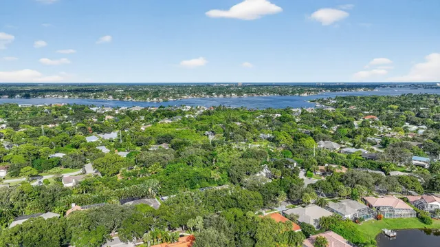 $730,000 | 6333 Winding Lake Drive, Jupiter, FL 33458