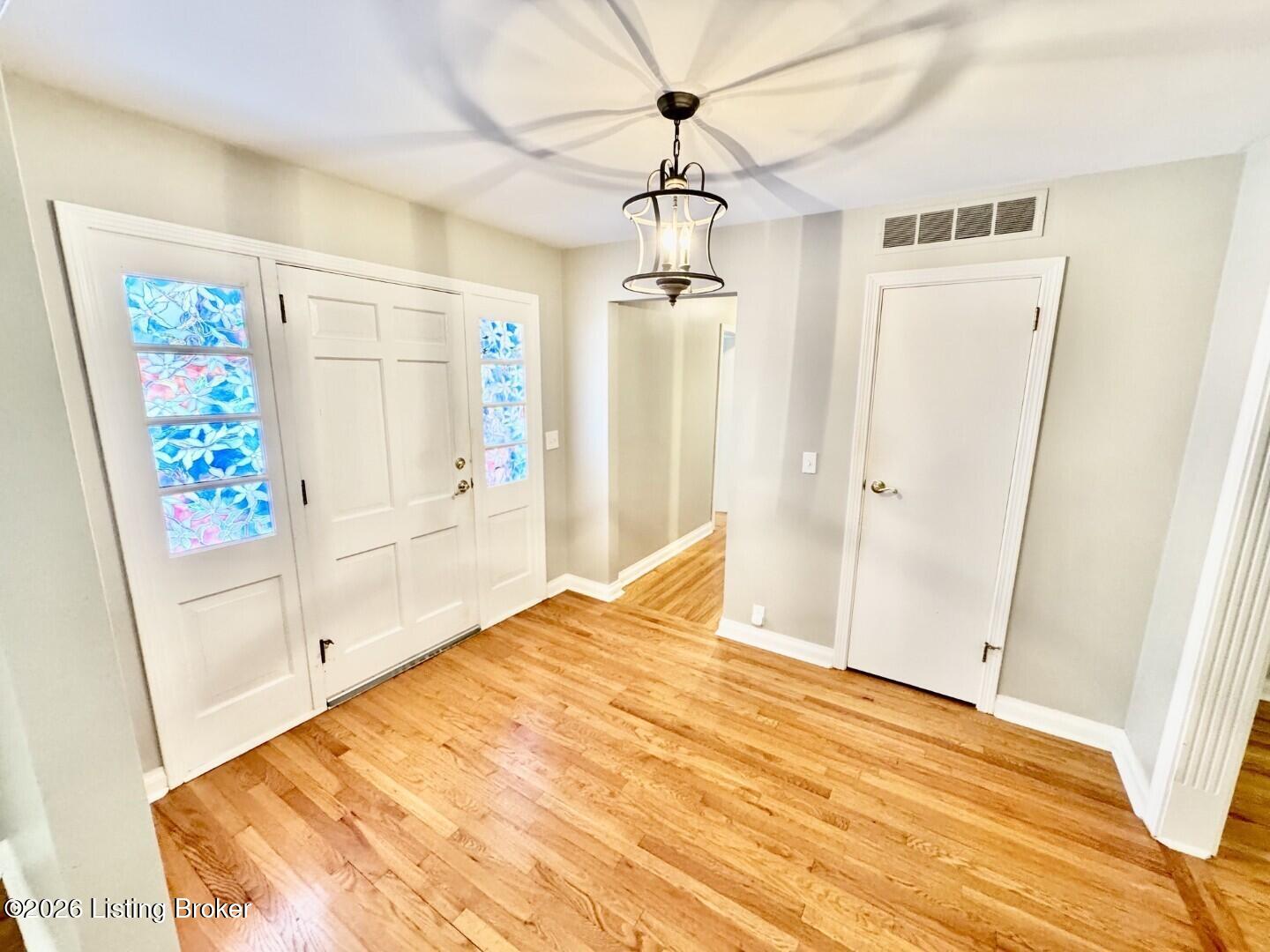 005_Foyer