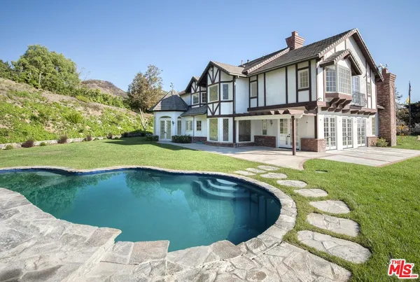 $20,000 | 27437 Winding Way, Malibu, CA 90265