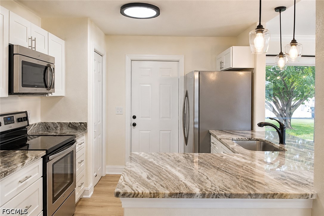 1118 Nelson Road North Cape Coral, FL 33993 - Photo 20 of 30