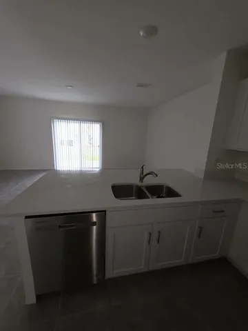 $2,000 | 1995 Tamarack Pass, Unit 1995, Davenport, FL 33837