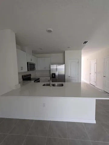 $2,000 | 1995 Tamarack Pass, Unit 1995, Davenport, FL 33837