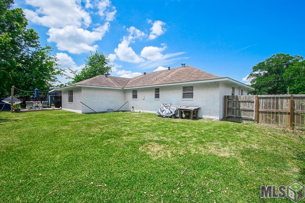 909 East Rome Street Gonzales, LA 70737 - Photo 18 of 25 Gallery Image 18