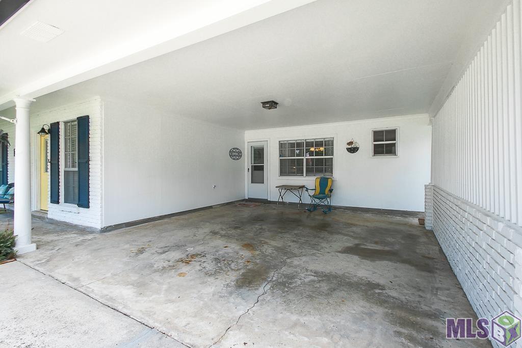 909 East Rome Street Gonzales, LA 70737 - Photo 3 of 25 Gallery Image 3