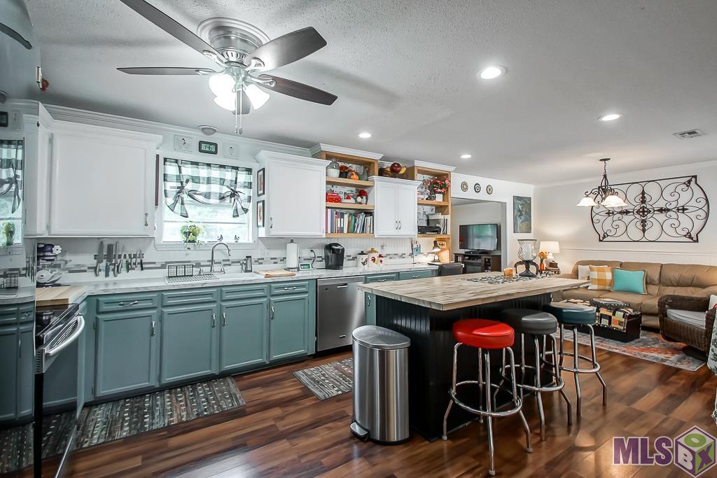 909 East Rome Street Gonzales, LA 70737 - Photo 4 of 25 Gallery Image 4