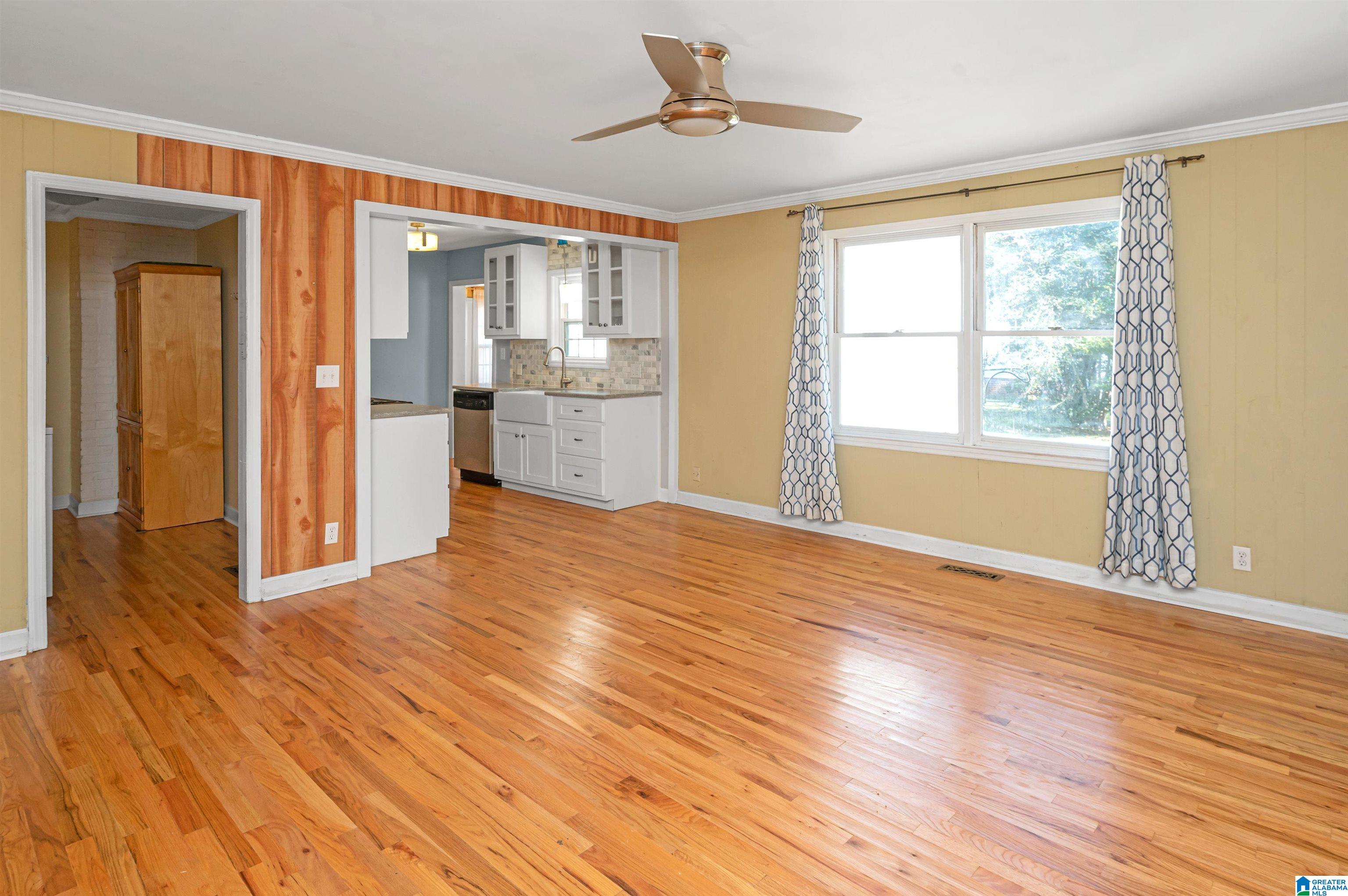 415 East Coffee Street Talladega, AL 35160 - Photo 21 of 42