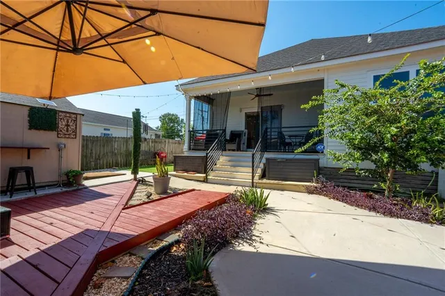 $319,000 | 2009 Center Street, Arabi, LA 70032