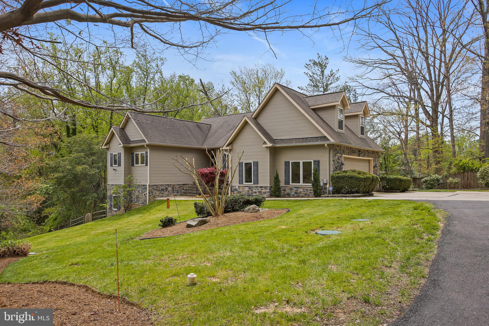 2009 Woodland Road Annapolis, MD 21409 - Photo 4 of 46 Beautiful landscape