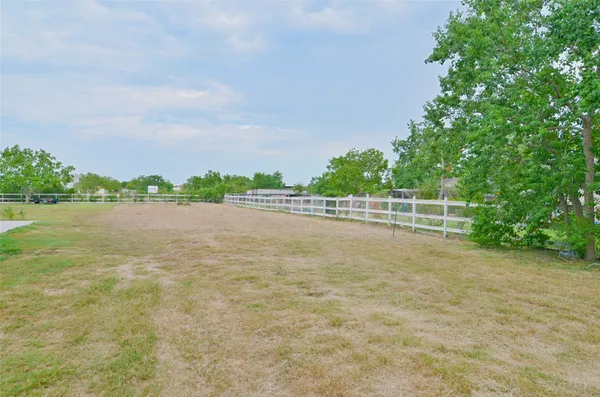 $85,000 | 1003 B 24th Street, San Leon, TX 77539