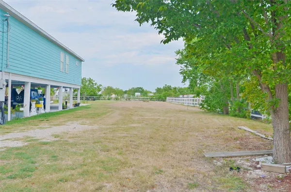 $85,000 | 1003 B 24th Street, San Leon, TX 77539