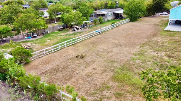 $85,000 | 1003 B 24th Street, San Leon, TX 77539
