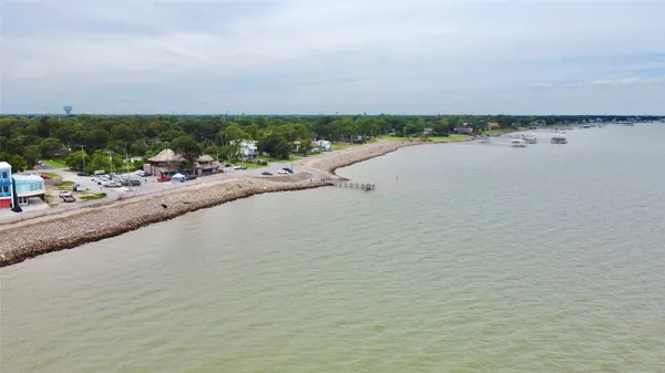 $85,000 | 1003 B 24th Street, San Leon, TX 77539