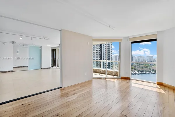 $4,300 | 21205 Northeast 37th Avenue, Unit 2204, Aventura, FL 33180