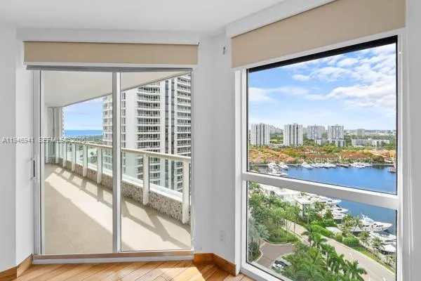 $4,300 | 21205 Northeast 37th Avenue, Unit 2204, Aventura, FL 33180