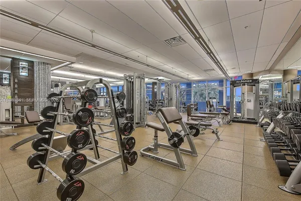 $4,300 | 21205 Northeast 37th Avenue, Unit 2204, Aventura, FL 33180