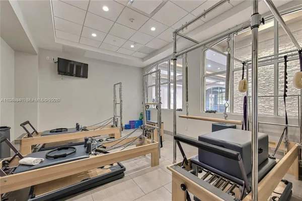 $4,300 | 21205 Northeast 37th Avenue, Unit 2204, Aventura, FL 33180