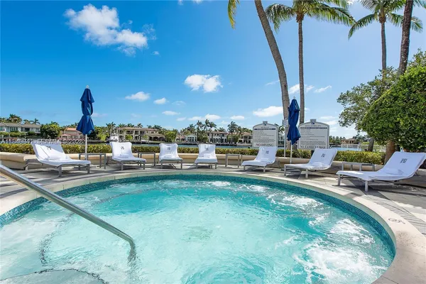 $4,300 | 21205 Northeast 37th Avenue, Unit 2204, Aventura, FL 33180