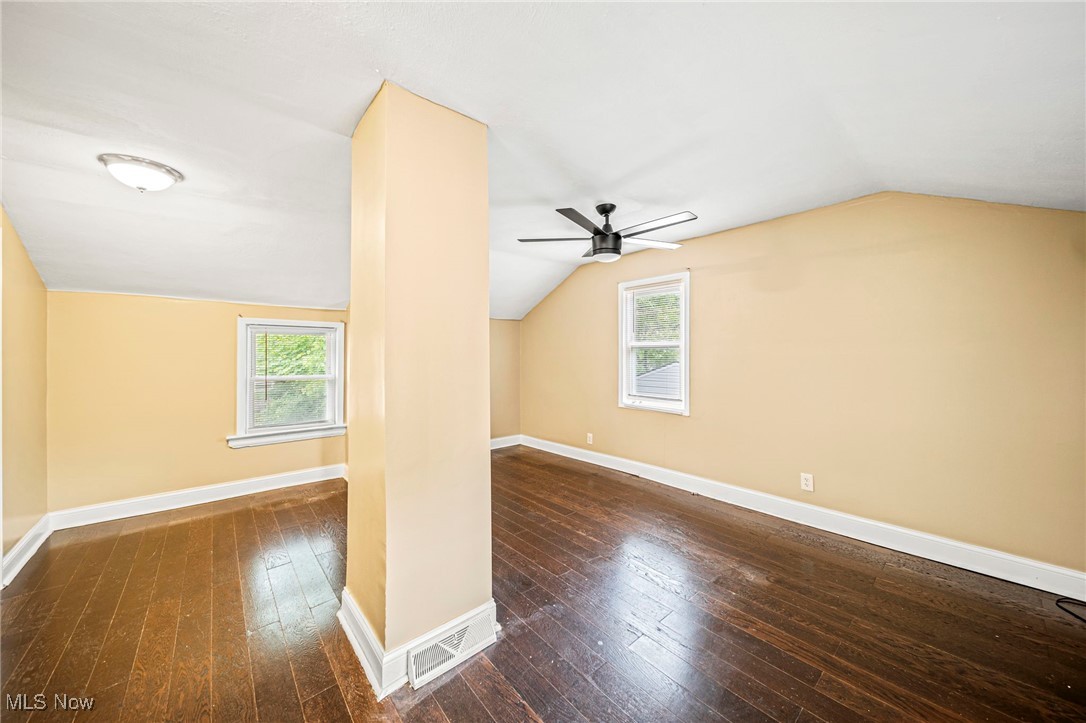 3328 Altamont Road Cleveland, OH 44118 - Photo 24 of 30 Gallery Image 24
