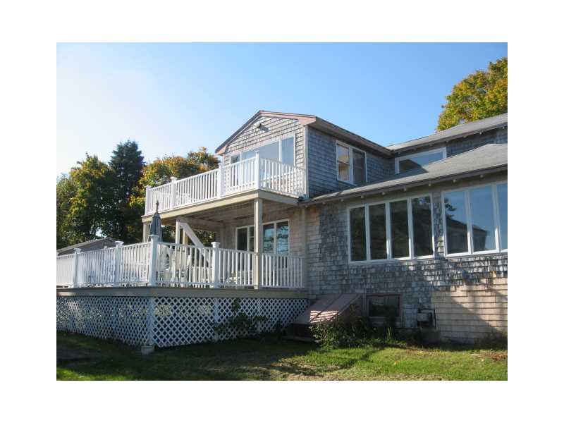 18 Pier Road Portsmouth, RI 02872 - Photo 1 of 7 Exterior Front.