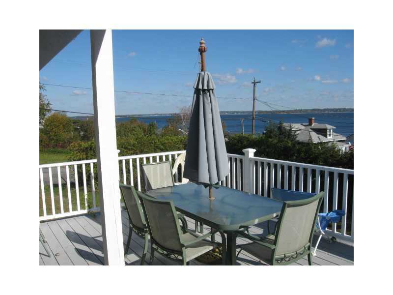 18 Pier Road Portsmouth, RI 02872 - Photo 4 of 7 View.