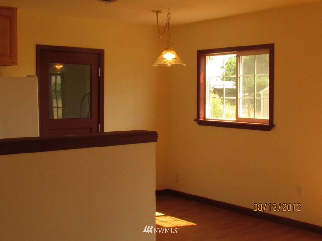 2595 West Bench Road Othello, WA 99344 - Photo 5 of 12