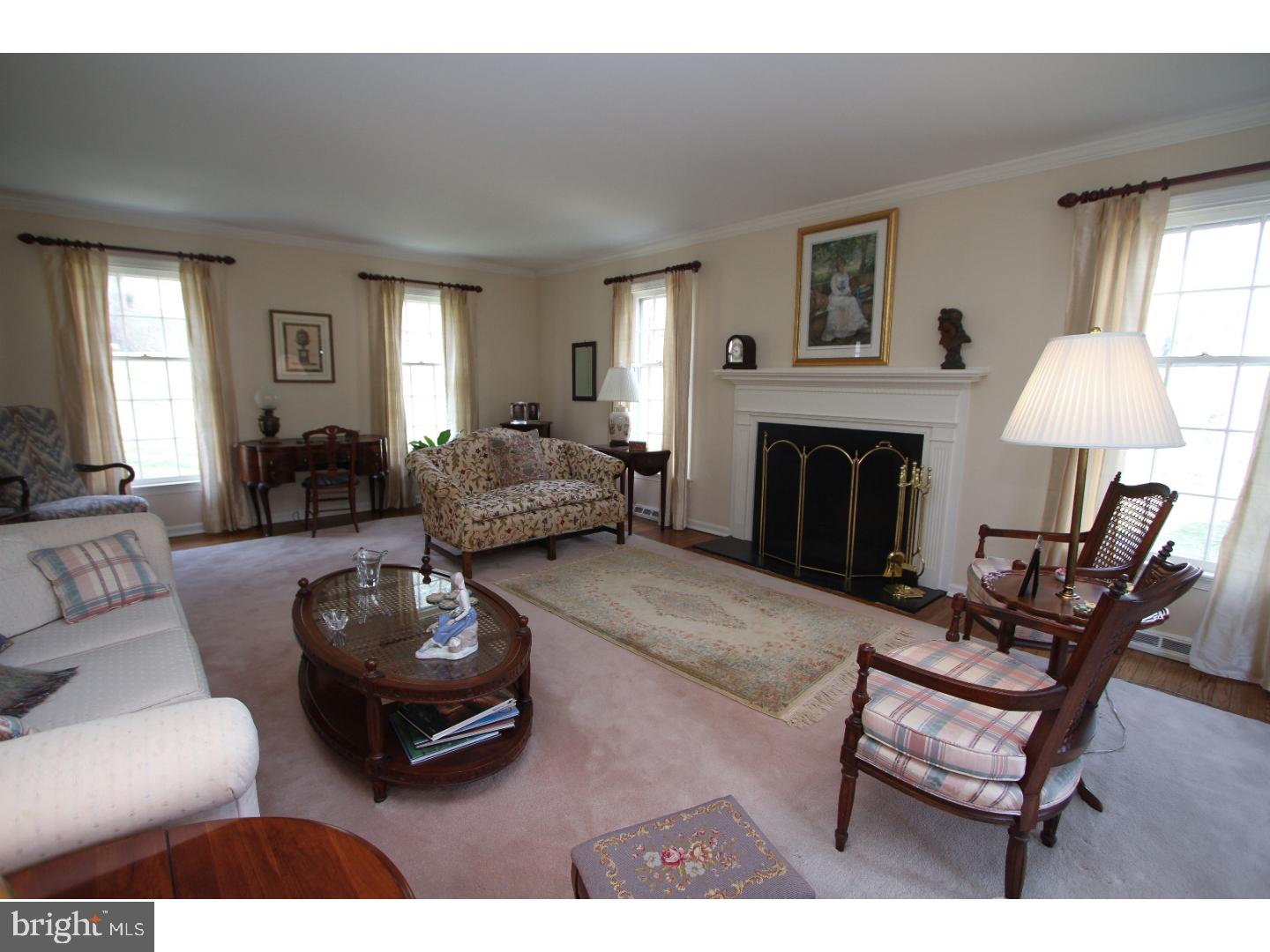 690 Malin Road Newtown Square, PA 19073 - Photo 4 of 25