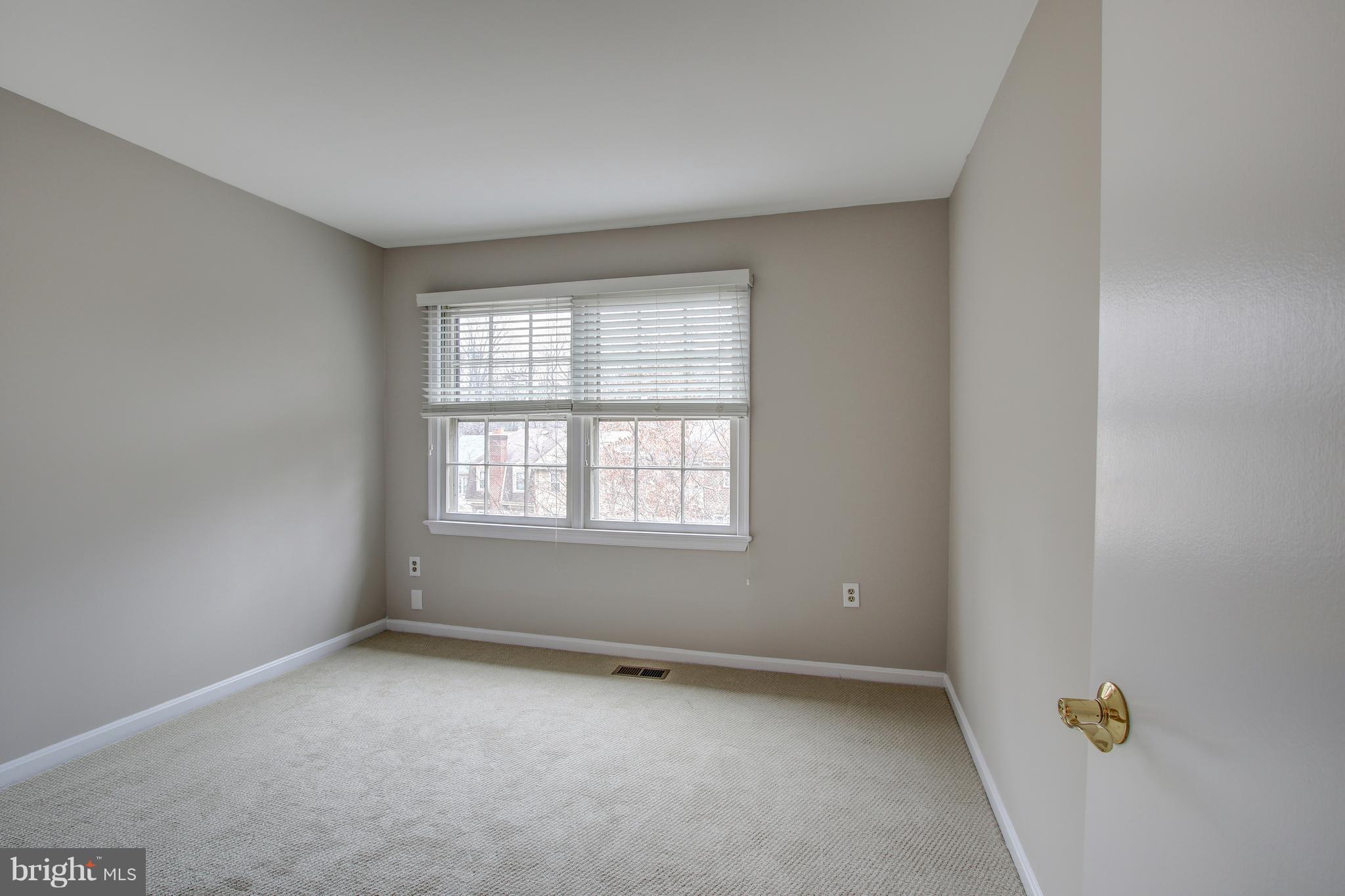 7252 Greentree Road Bethesda, MD 20817 - Photo 24 of 33 Gallery Image 24