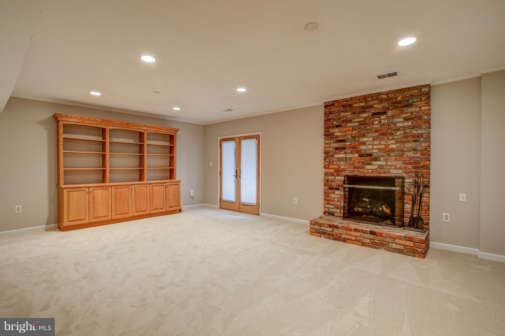 7252 Greentree Road Bethesda, MD 20817 - Photo 29 of 33 Gallery Image 29