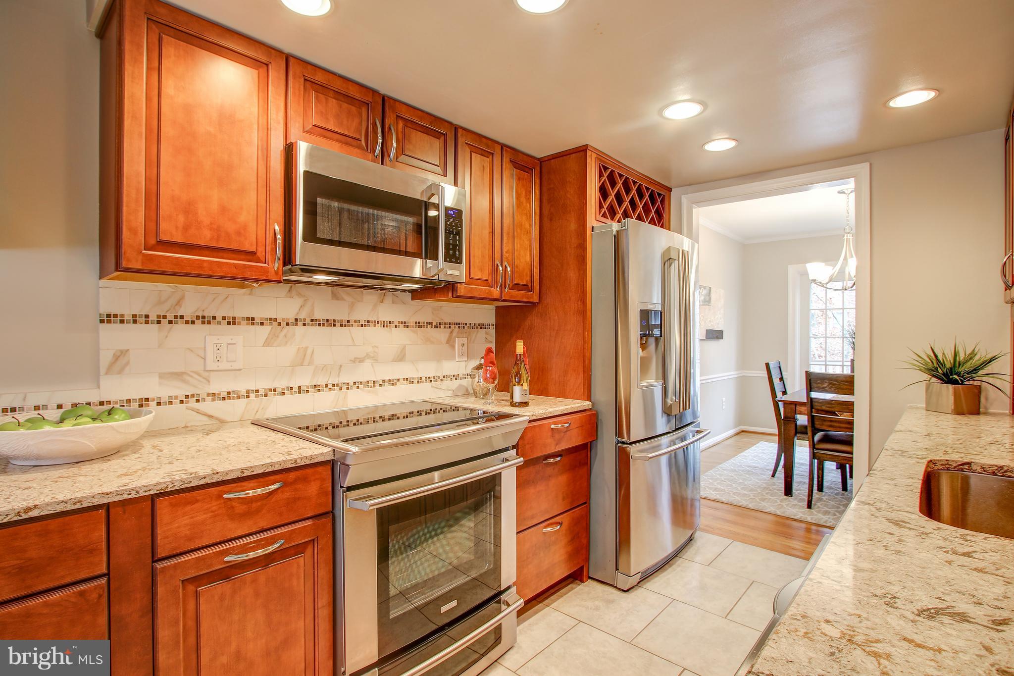 7252 Greentree Road Bethesda, MD 20817 - Photo 7 of 33 Gallery Image 7