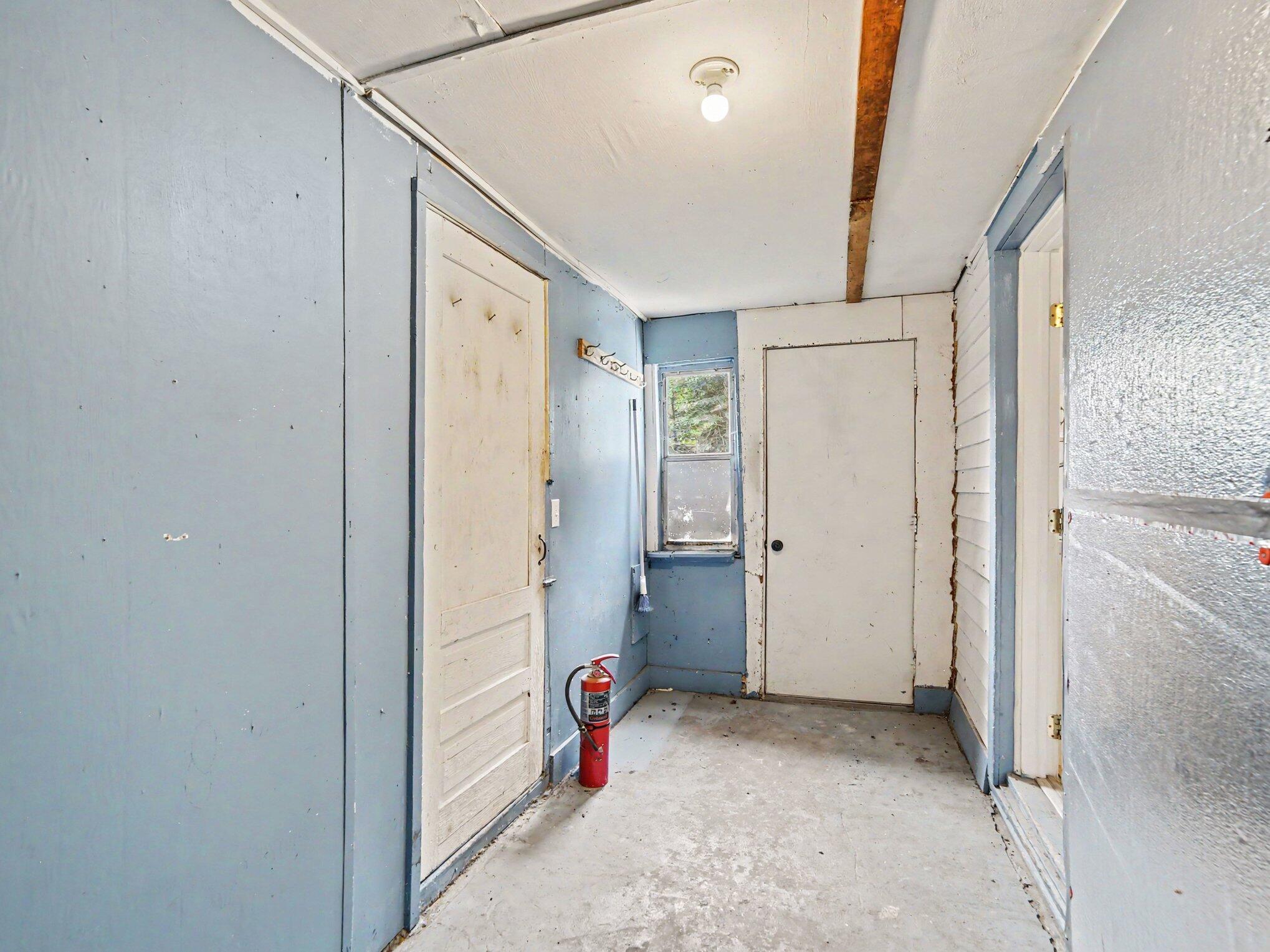 852 South Stiles Road Ludington, MI 49431 - Photo 14 of 27 014_file_9453