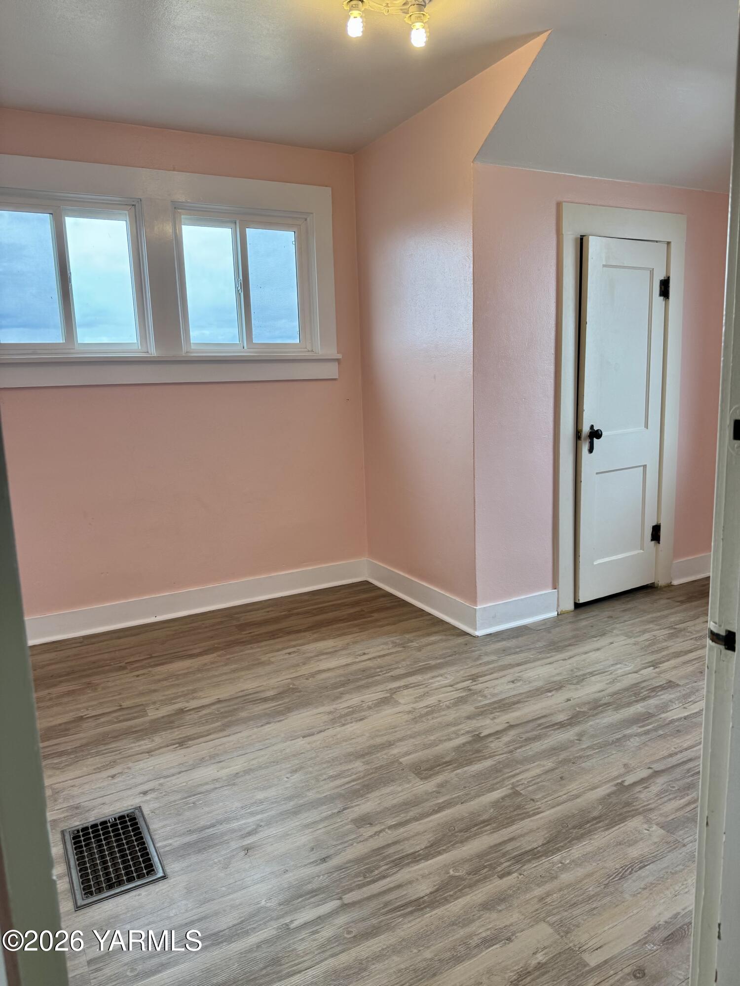 7801 Campbell Road, Unit 1 Toppenish, WA 98948 - Photo 28 of 44 Bedroom 3