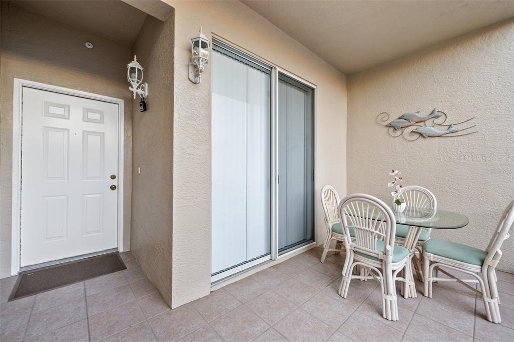 9611 Castle Point Drive, Unit 912 Sarasota, FL 34238 - Photo 18 of 31