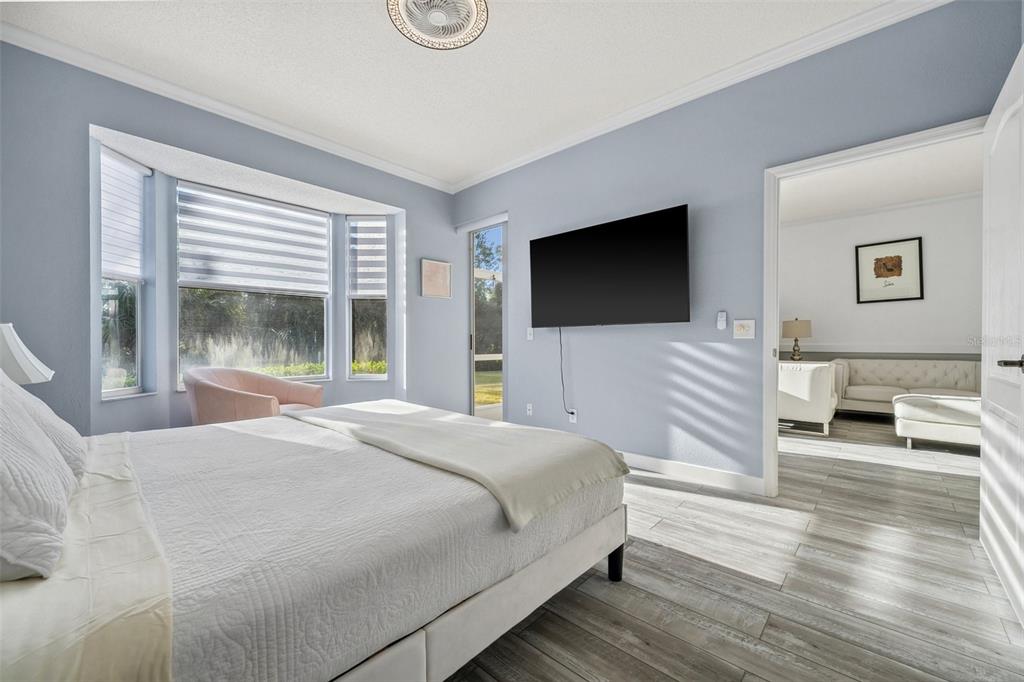 9611 Castle Point Drive, Unit 912 Sarasota, FL 34238 - Photo 6 of 31