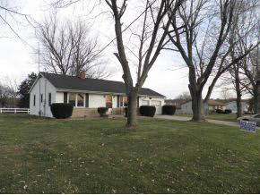 399 South Kirby Road Bloomington, IN 47403 - Photo 1 of 8 Gallery Image 1