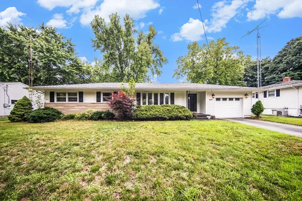 $205,000 | 440 Marshall Street, Brooklyn, MI 49230