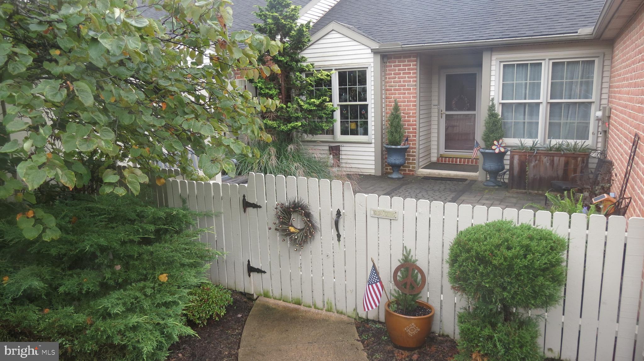 56 Cambridge Drive Hershey, PA 17033 - Photo 2 of 17