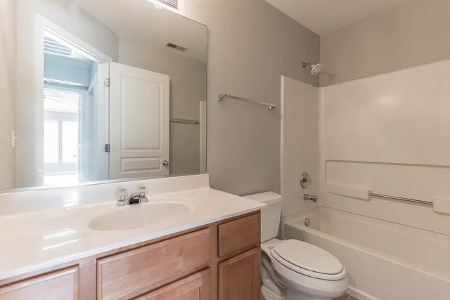 $365,000 | 3264 Bromley Lane, Aurora, IL 60502