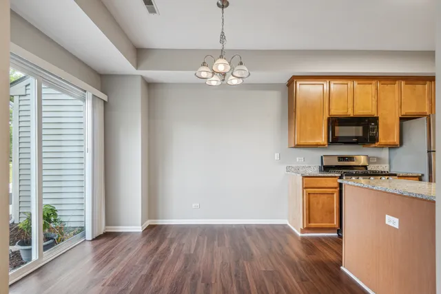 $365,000 | 3264 Bromley Lane, Aurora, IL 60502