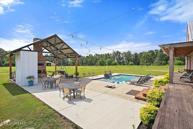 $875,000 | 849 Athens Road, Mendenhall, MS 39114