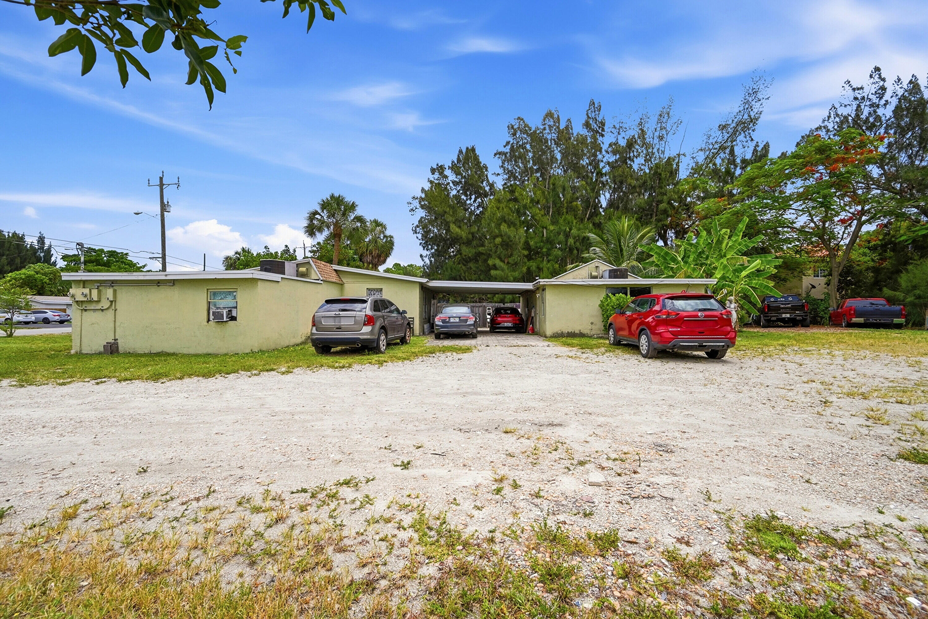 700 Southwest 8th Street Pompano Beach, FL 33060 - Photo 5 of 32 30_stl_0504