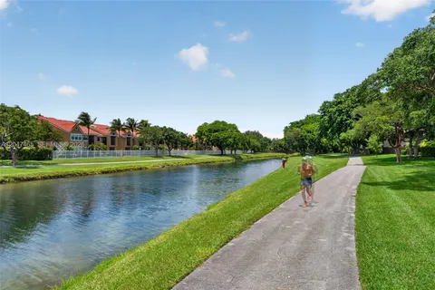 $390,000 | 10505 Southwest 153rd Court, Unit 7, Miami, FL 33196
