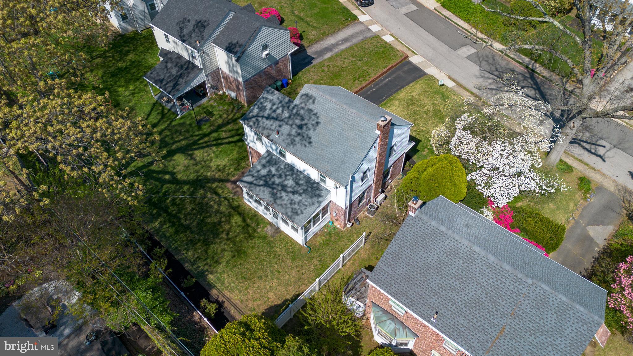 308 Canterbury Road Havertown, PA 19083 - Photo 25 of 26 an aerial view of a house